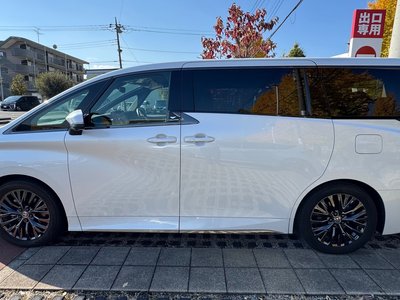 TOYOTA VELLFIRE - 3
