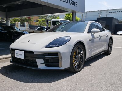 PORSCHE PANAMERA - 1