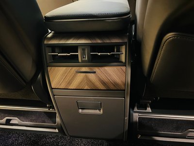 صورة مصغرة 60 لـ 2024 Lexus LM