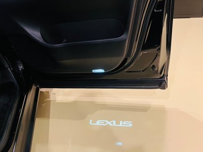 صورة مصغرة 32 لـ 2024 Lexus LM