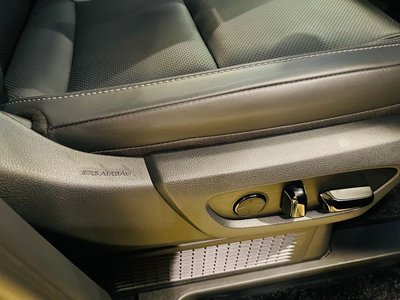 صورة مصغرة 50 لـ 2024 Lexus LM