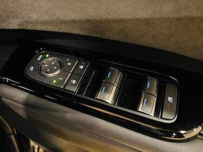 صورة مصغرة 41 لـ 2024 Lexus LM