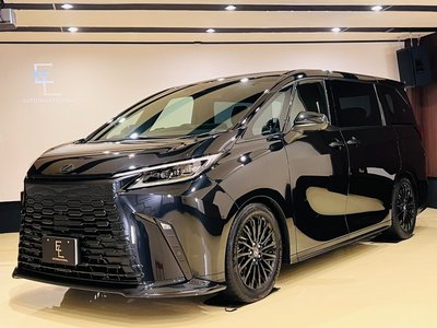 2024 LEXUS LM — фото 1