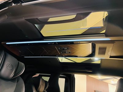 صورة مصغرة 53 لـ 2024 Lexus LM