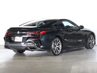 BMW 8 SERIES - 2