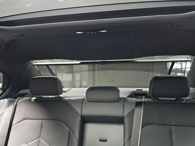 2025 BMW 5 SERIES 缩略图 34