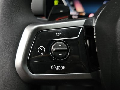2025 BMW 5 SERIES 缩略图 33