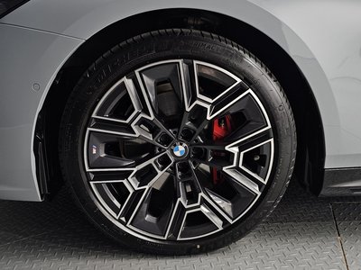 صورة 6 لـ 2025 BMW 5 SERIES