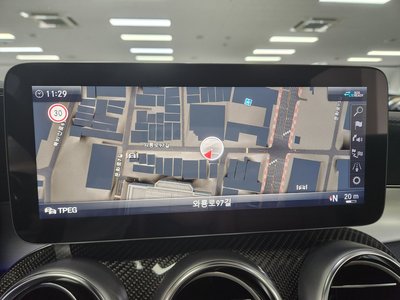 صورة 9 لـ 2023 MERCEDES-BENZ C-CLASS