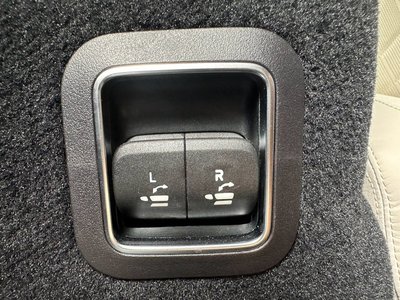 صورة مصغرة 42 لـ 2024 Mercedes-BENZ GLS AMG