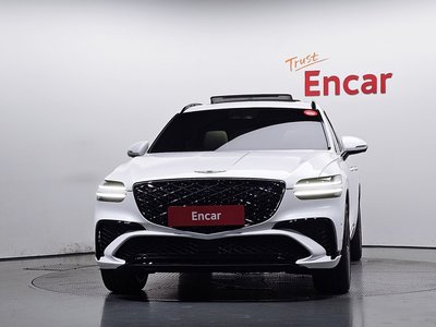 صورة 2 لـ 2024 Genesis GV70