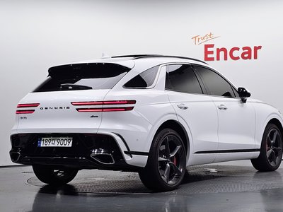 صورة 4 لـ 2024 Genesis GV70