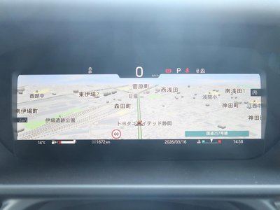 LAND ROVER DEFENDER - 7