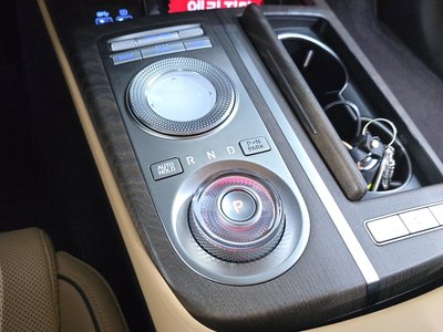 GENESIS G80 (RG3) - 9