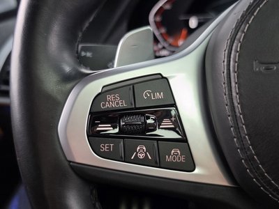 2022 BMW X6 — миниатюра 23