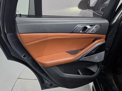 2022 BMW X6 — миниатюра 15