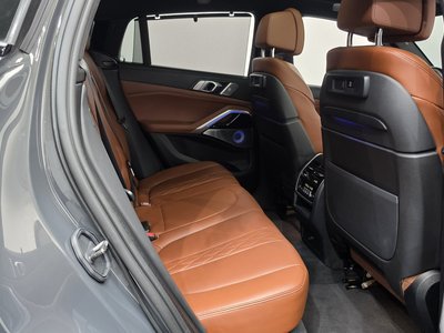 2022 BMW X6 — миниатюра 17