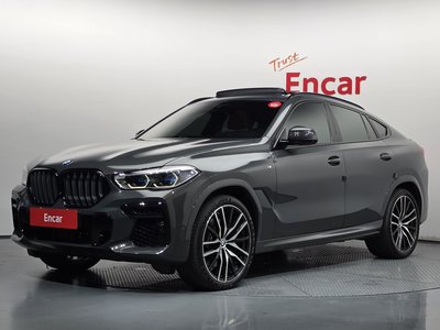 2022 BMW X6 photo 1