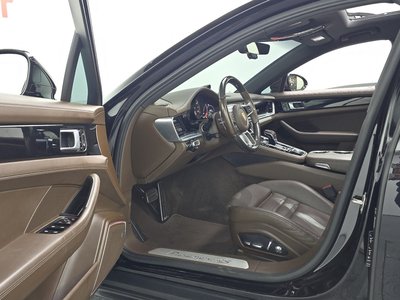 PORSCHE PANAMERA - 10