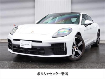 PORSCHE PANAMERA - 1