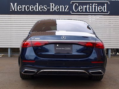 MERCEDES-BENZ E-CLASS - 4