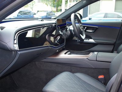 MERCEDES-BENZ E-CLASS - 6