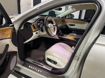 صورة 4 لـ 2020 Bentley FLYING SPUR