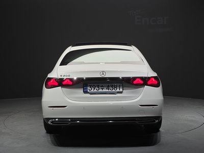 2024 Mercedes-BENZ E-CLASS 照片 3