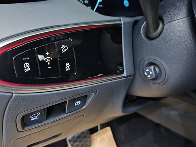 صورة مصغرة 14 لـ 2022 Genesis GV70