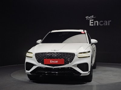 صورة 2 لـ 2022 Genesis GV70