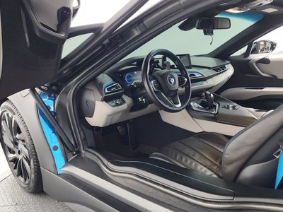BMW I8 - 10