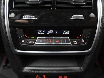 2025 BMW X5 — миниатюра 16