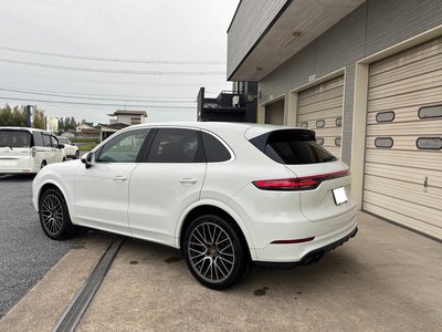 PORSCHE CAYENNE - 5