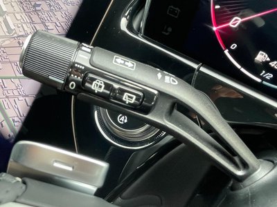 MERCEDES-BENZ E-CLASS - 8