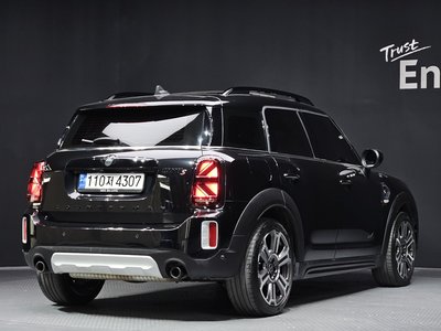 MINI COUNTRYMAN - 3