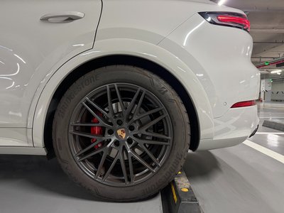 2025 Porsche CAYENNE — миниатюра 19