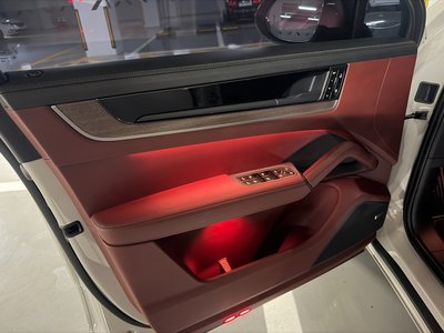 2025 Porsche CAYENNE — миниатюра 14