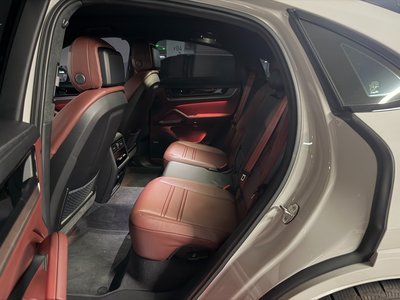 2025 Porsche CAYENNE — миниатюра 12