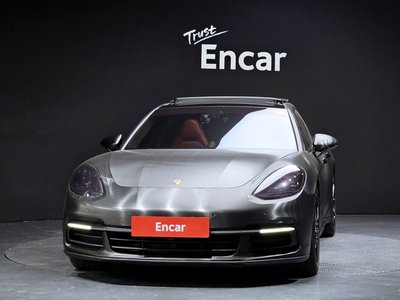 PORSCHE PANAMERA - 2