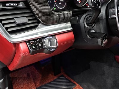 PORSCHE PANAMERA - 10