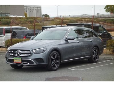 MERCEDES-BENZ E-CLASS - 3