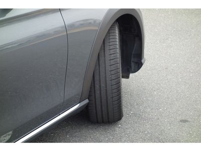 MERCEDES-BENZ E-CLASS - 8