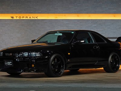 NISSAN SKYLINE GT-R - 1