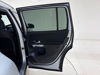 MERCEDES-BENZ GLB - 9