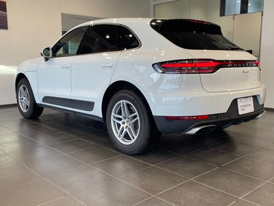 PORSCHE MACAN - 7