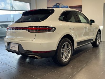 PORSCHE MACAN - 5