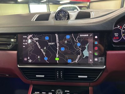 2022 Porsche CAYENNE photo 5