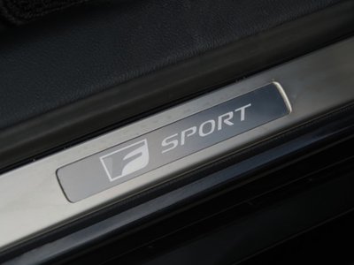 2023 Lexus IS thumbnail 59