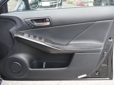 2023 Lexus IS thumbnail 52