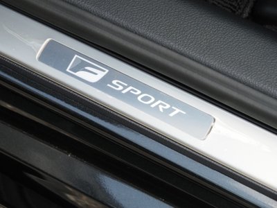 2023 Lexus IS thumbnail 58